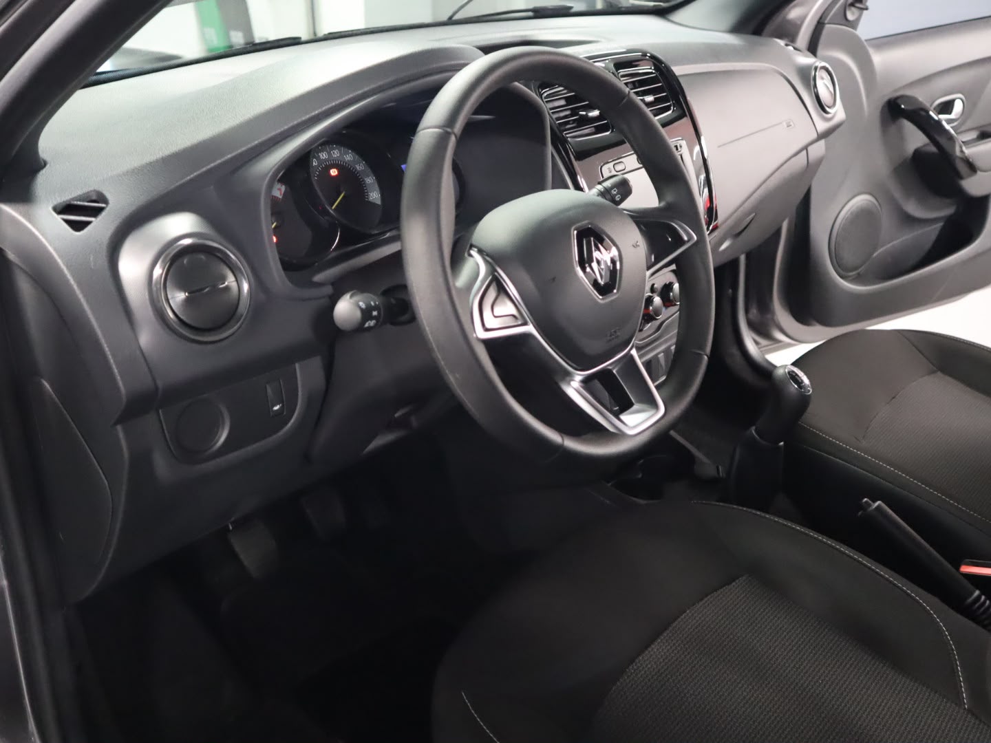 RENAULT SANDERO DYNAMIQUE 2026