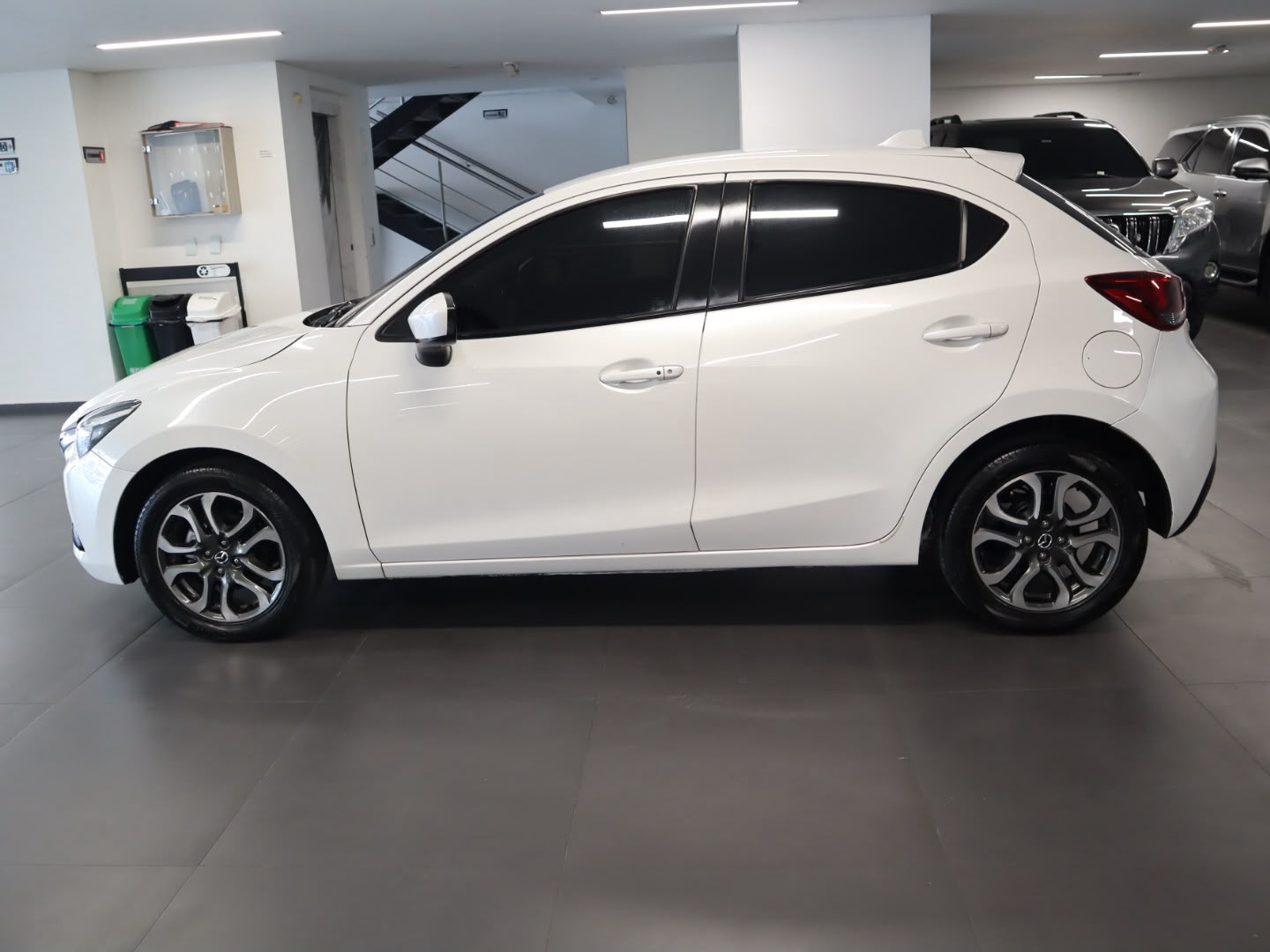 MAZDA 2 GRAND TOURING 2016