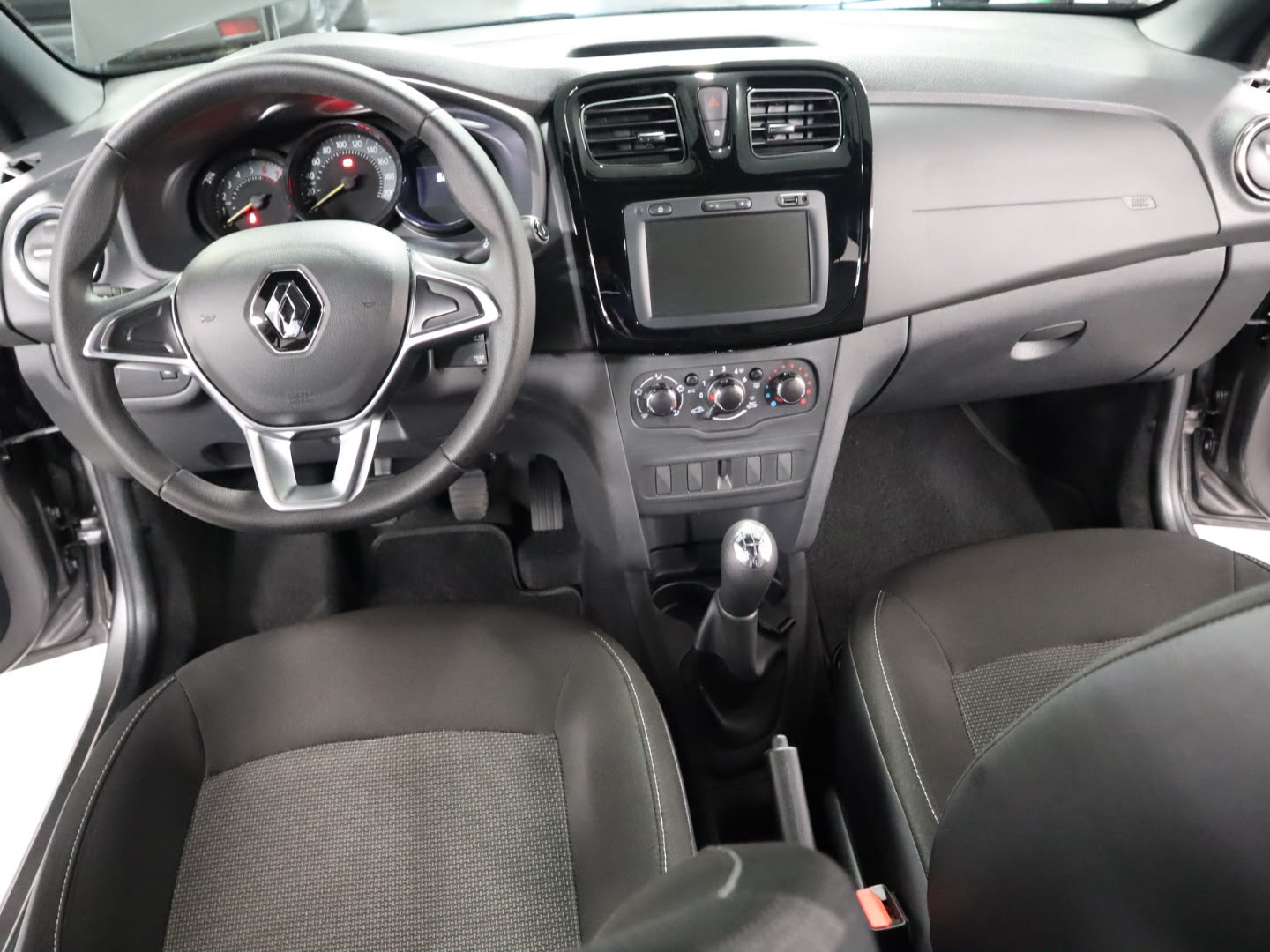 RENAULT SANDERO DYNAMIQUE 2026