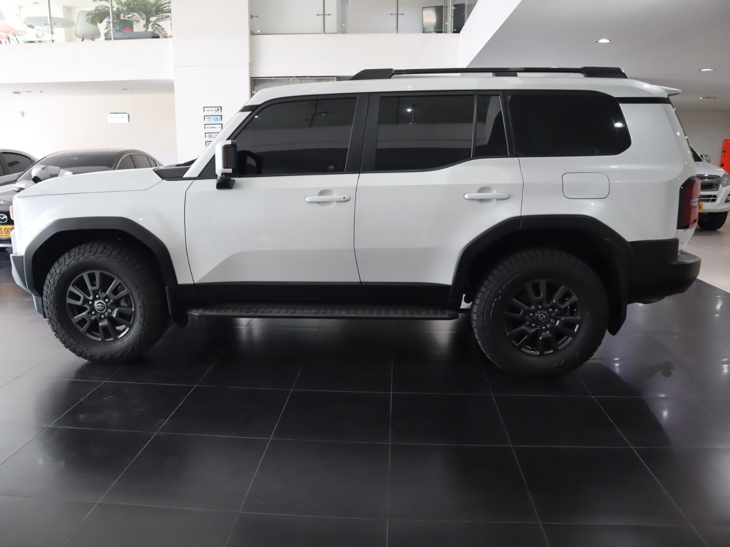 TOYOTA PRADO TXL 2025