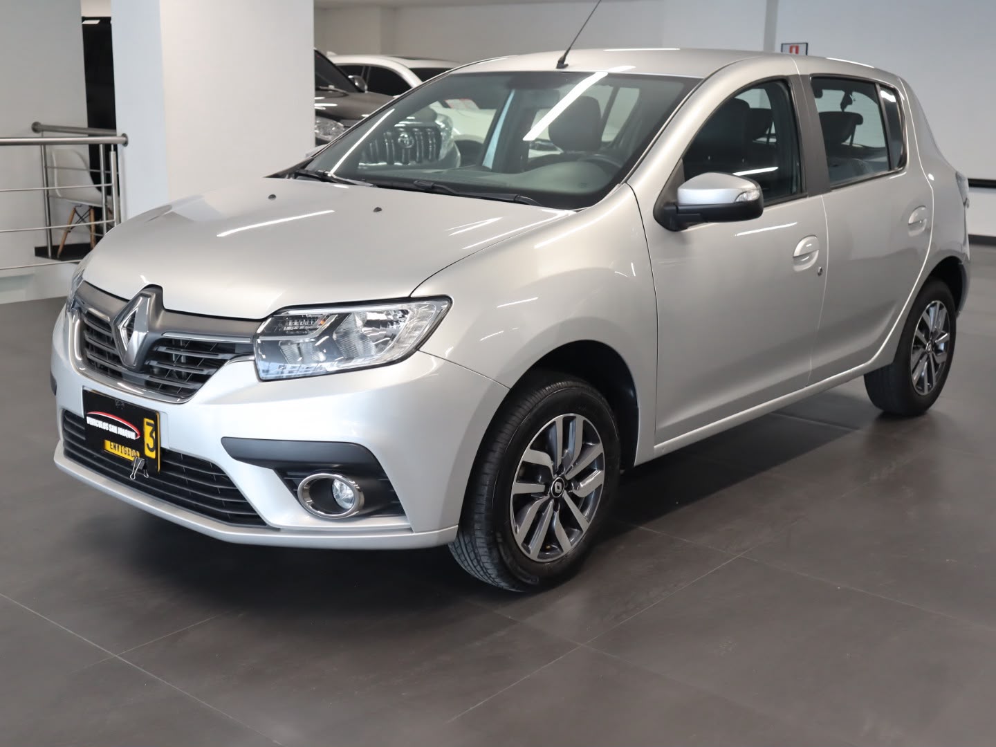 RENAULT SANDERO ZEN 2024