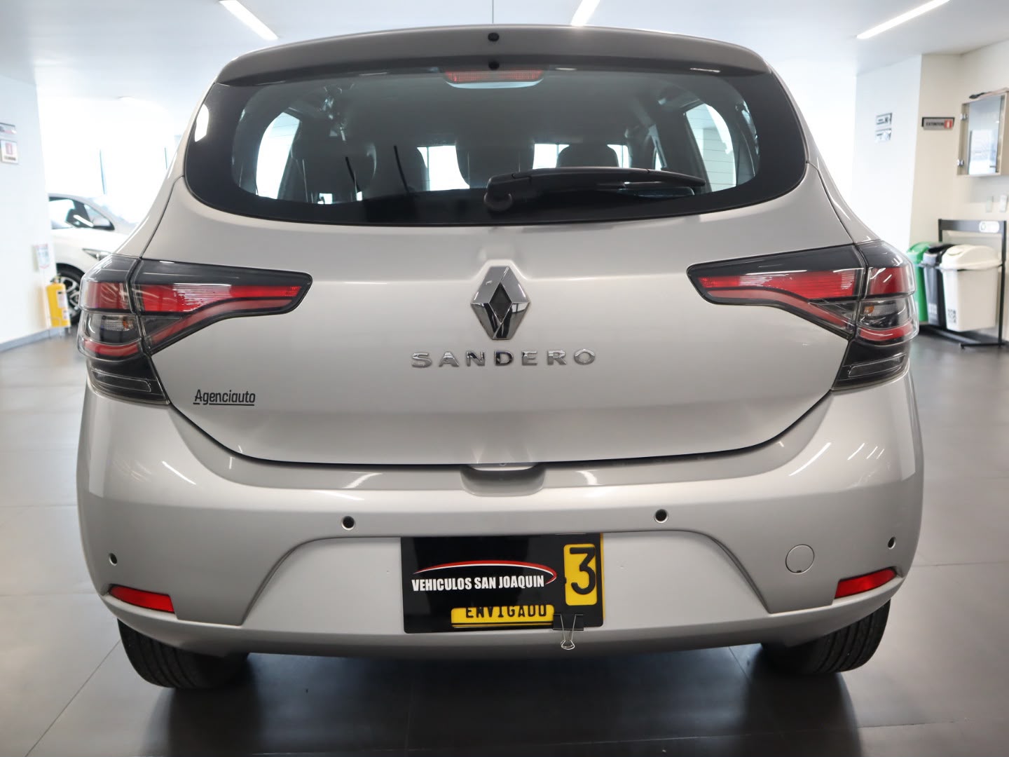 RENAULT SANDERO ZEN 2024