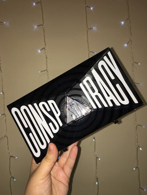 Conspiracy Pallet Review