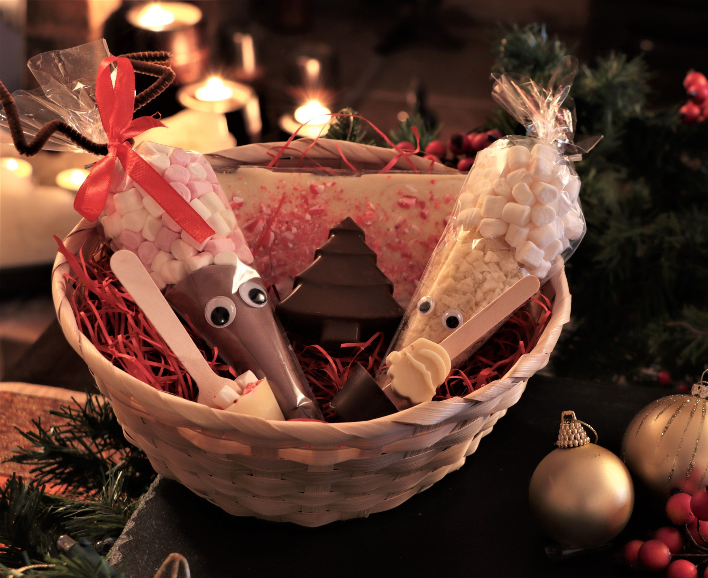 PRE-ORDER - Christmas Hot Chocolate Gift Hamper Basket