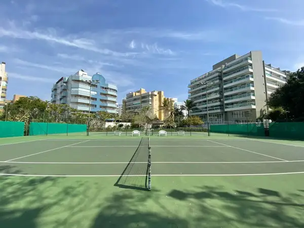Quadras de tênis do clube compartilhado do Módulo 02