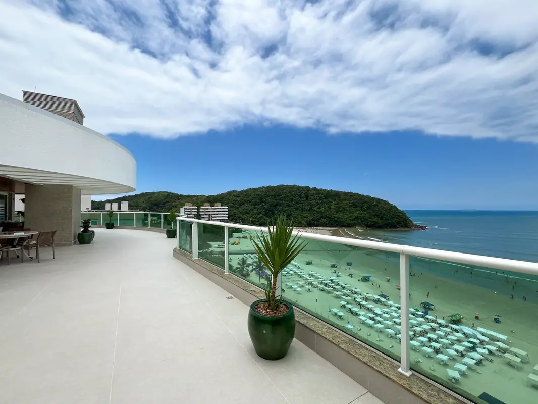 Vista frontal Riviera