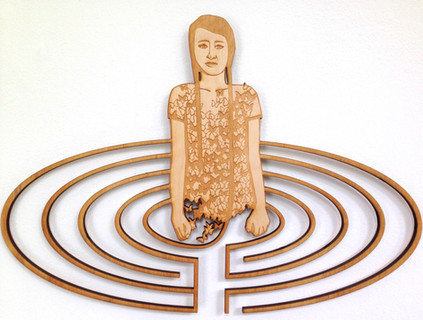 meisje hout knoop kunst wandobject problemen labyrinth psychisch