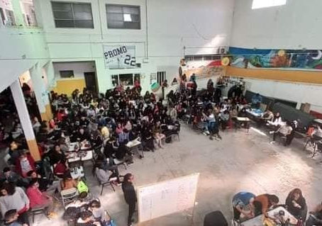 ESRN: la reforma educativa con más diplomas en blanco