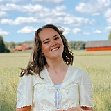 Sara_edited.jpg
