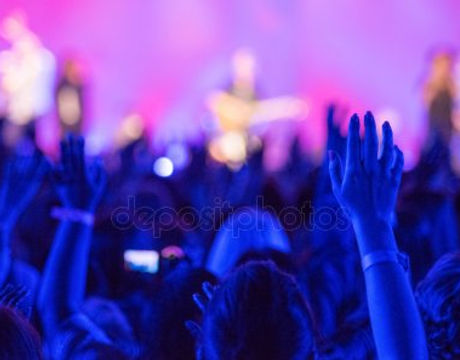 depositphotos_71934383-stock-photo-raise