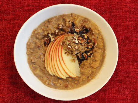 Apple Gingerbread Oatmeal