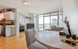 #3707-397 Front St W