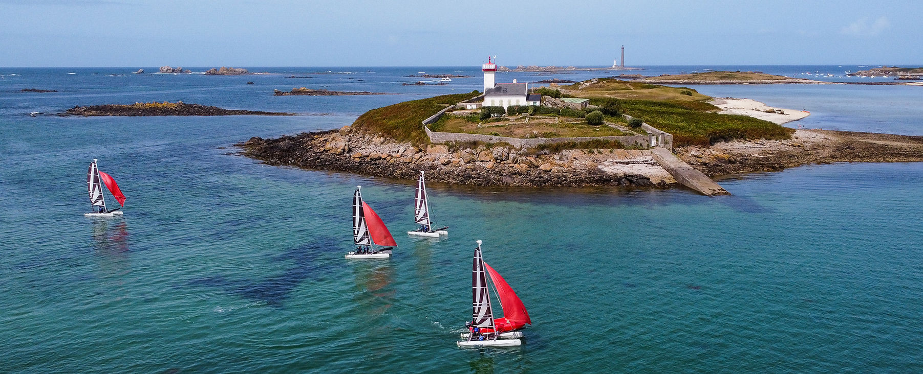 aber-wrach-landeda-voile-activites-ete-finistere-tourisme-bretagne-catamaran-nautique.jpg