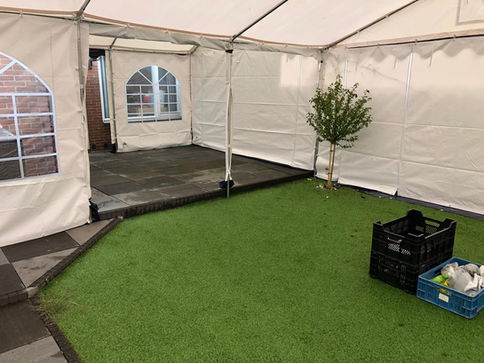 Partytent-tent-huren-Feesttent-Bennebroek-Lisse-Hoofddorp-Haarlem-Heemstede-Zilk-Hillegom-Partyservice-Verhuurbedrijf-Verhuur


