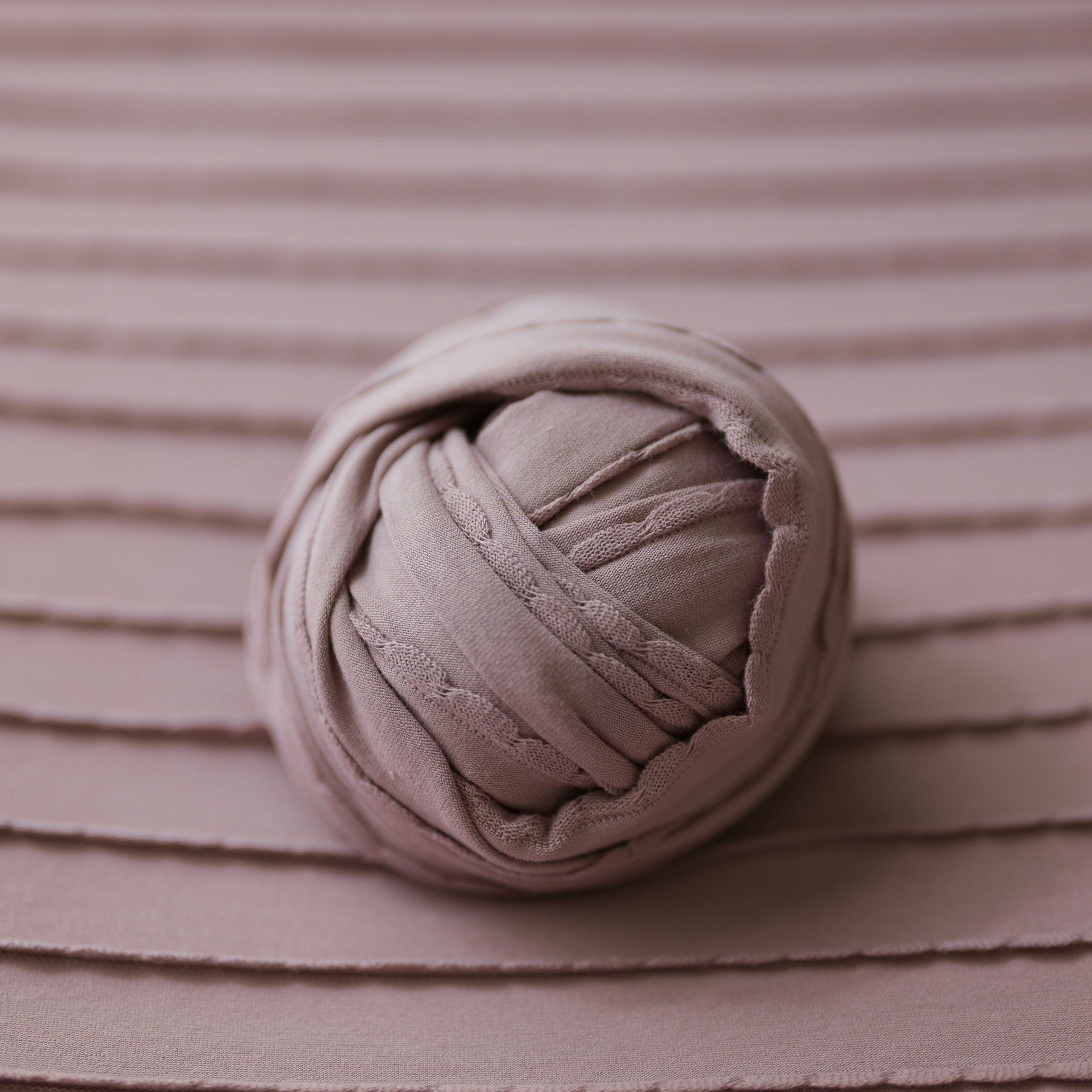 SET Beanbag Fabric and Wrap - Newborn Photo Prop Backdrop, Mauve