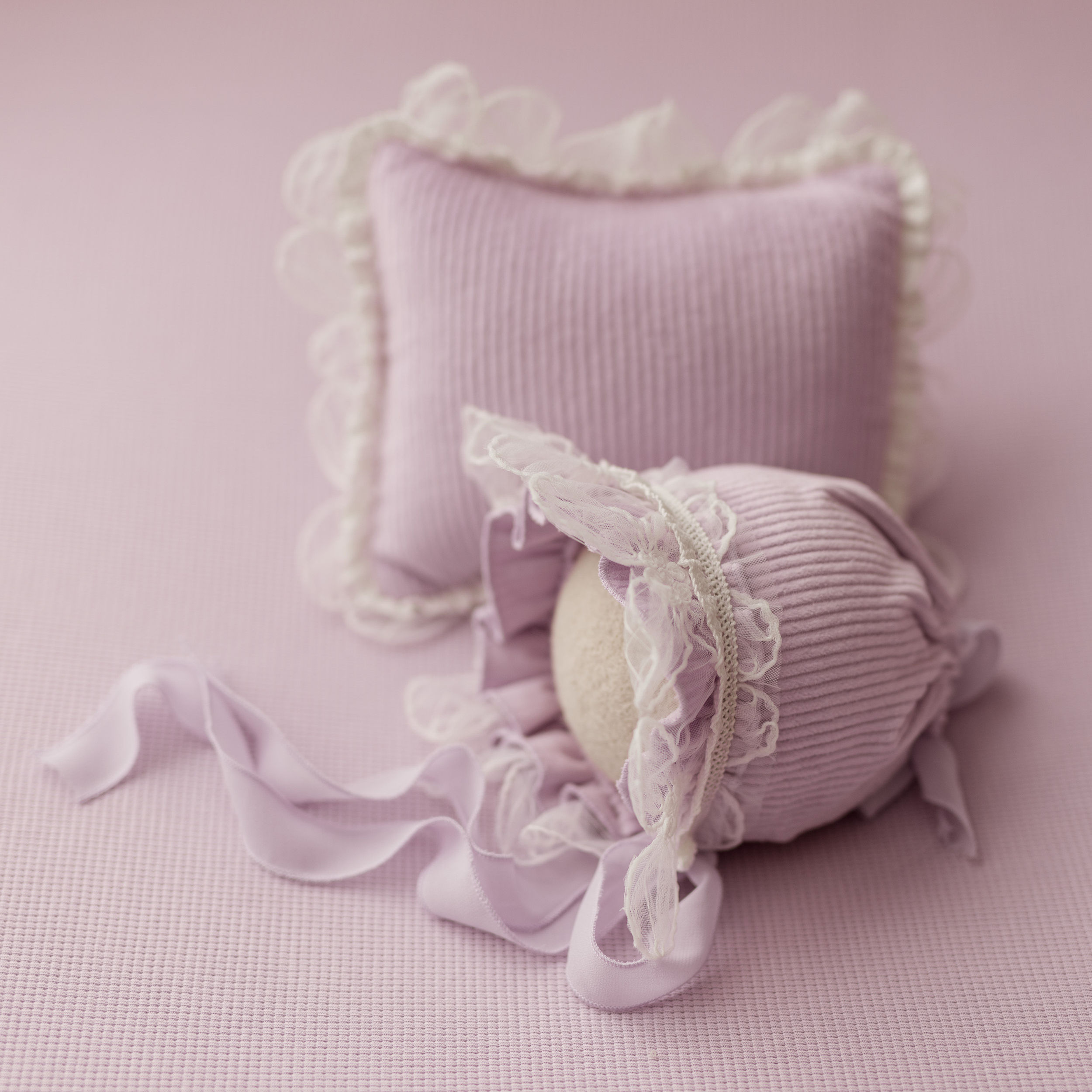 SET Pillow and Bonnet - Newborn Photo Prop, Lilac