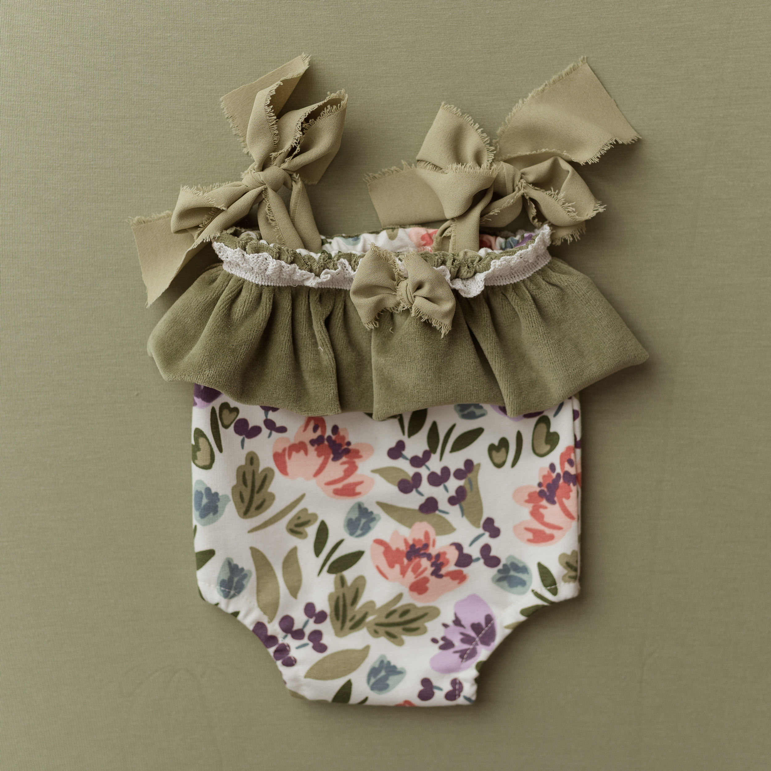 Carrie - Newborn Photo Prop, Dusty Green