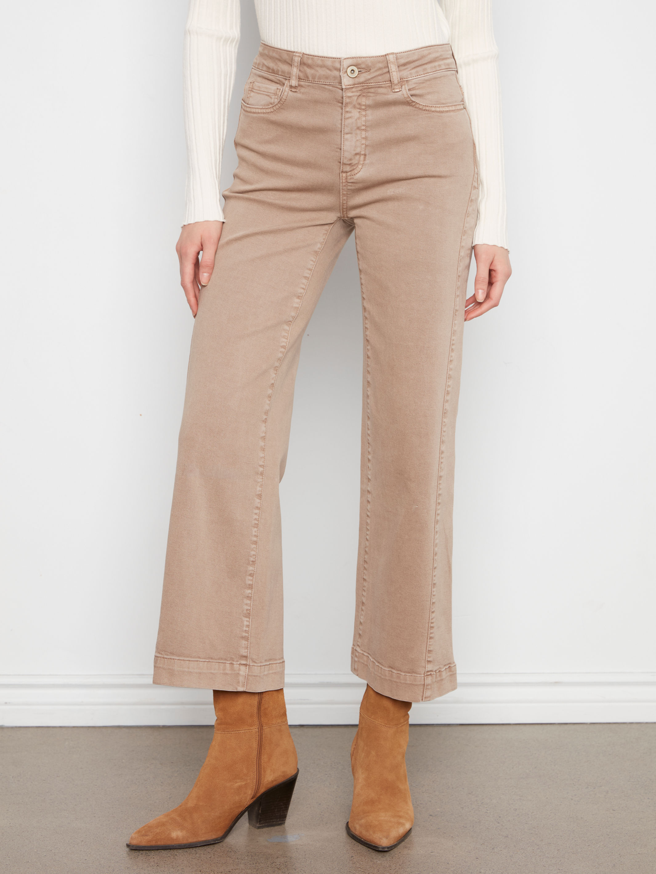 CHARLIE B-C5816/670C