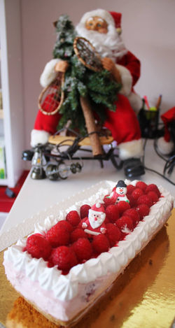 Bûche de Noël à la framboise