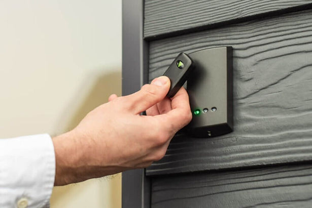 Commerial-key-fob-door-entry-system-730x488.jpg