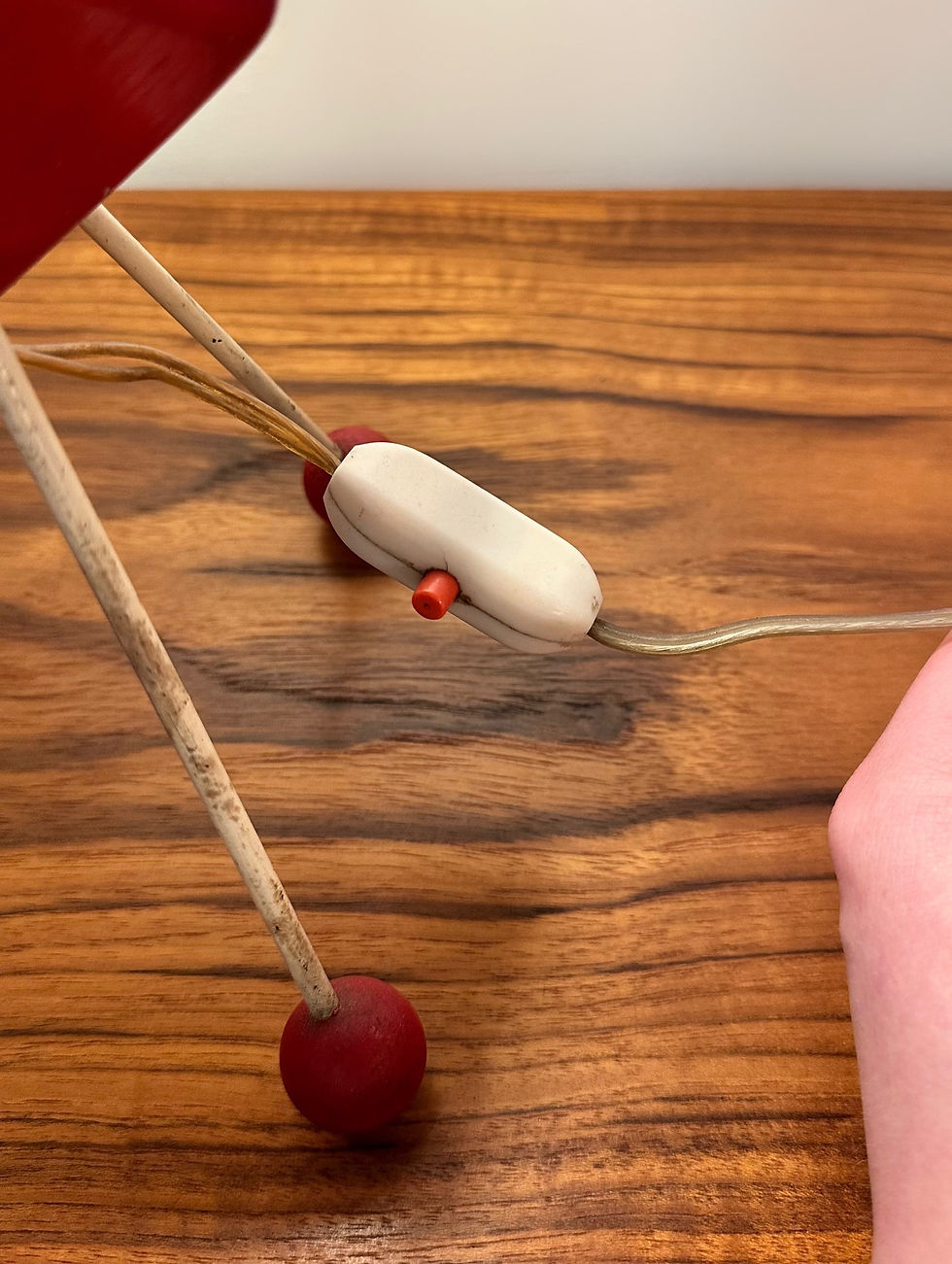 Thumbnail: American Red & Cream Atomic Tripod Dice Table Lamp, 1950
