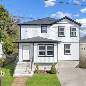 Thomasine St. Home Picture