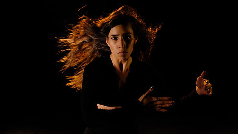 daniela-zambrano-plonova-dance-bio