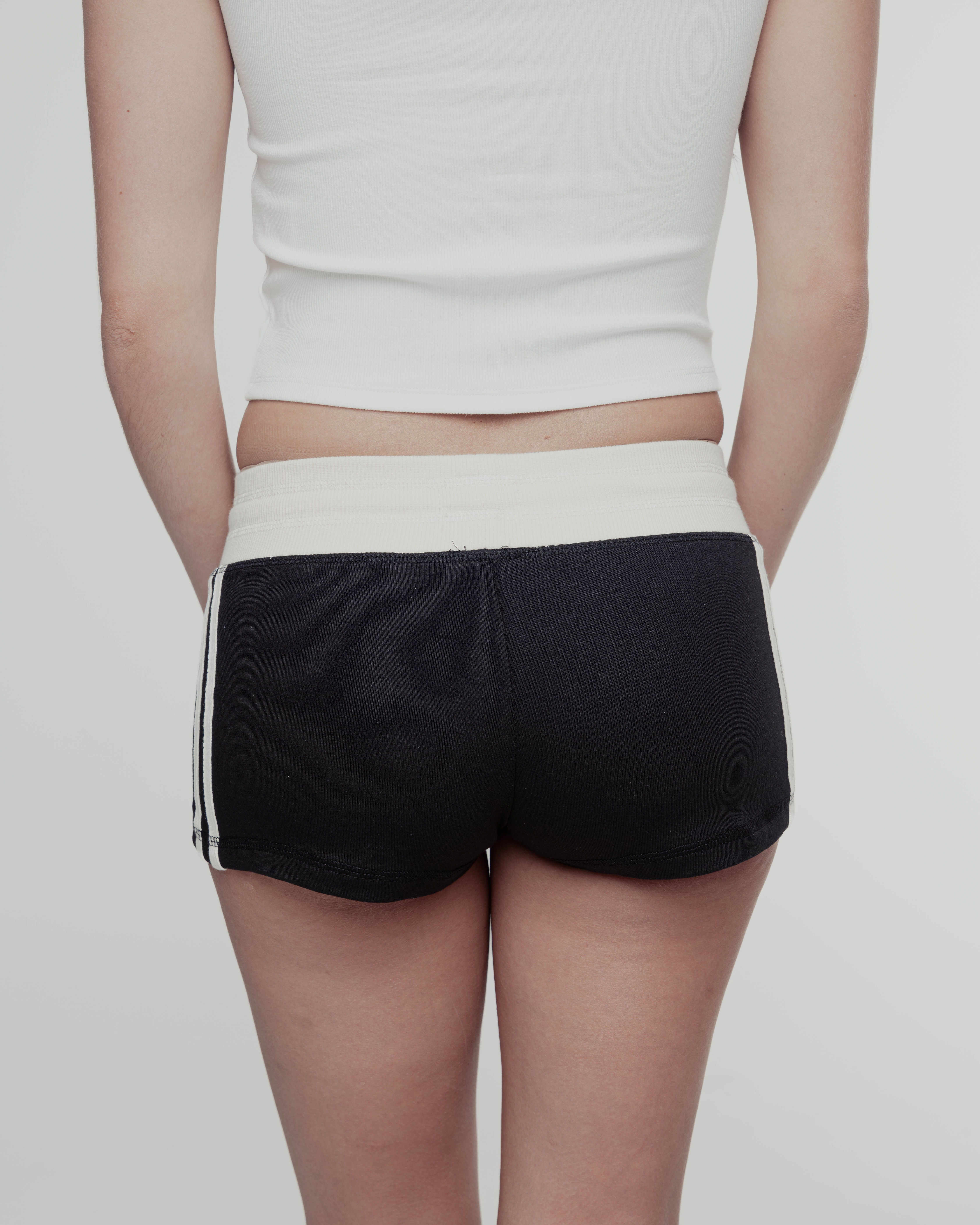 Mellow Short