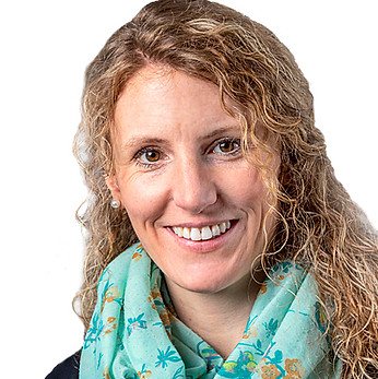 PORTRAIT_claudia_roos_web.jpg