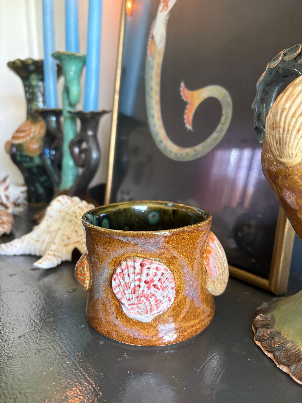 Thumbnail: Teal Wallaby Seashell Mug