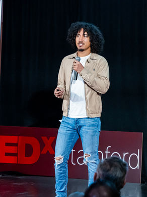 Evolving With the Future: Why AI & Content Creation Are No Longer Optional for Entrepreneurs