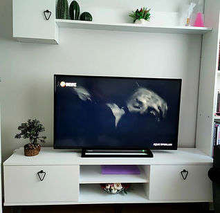 Çok kolay kurulum sağladık çok kaliteli bir ürün şimdi de mutfak için dolap satın alacağız çünkü bu üründen çok memnun kaldık 😊👍