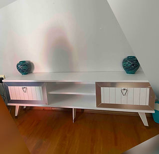 10 kusur yildir internetten alisveris yapiyorum , hic bu kadar kaliteli ve begendigim bir mobilya olmamisti... her ayrintisi kalite kokuyor. cok tesekkur ediyorum