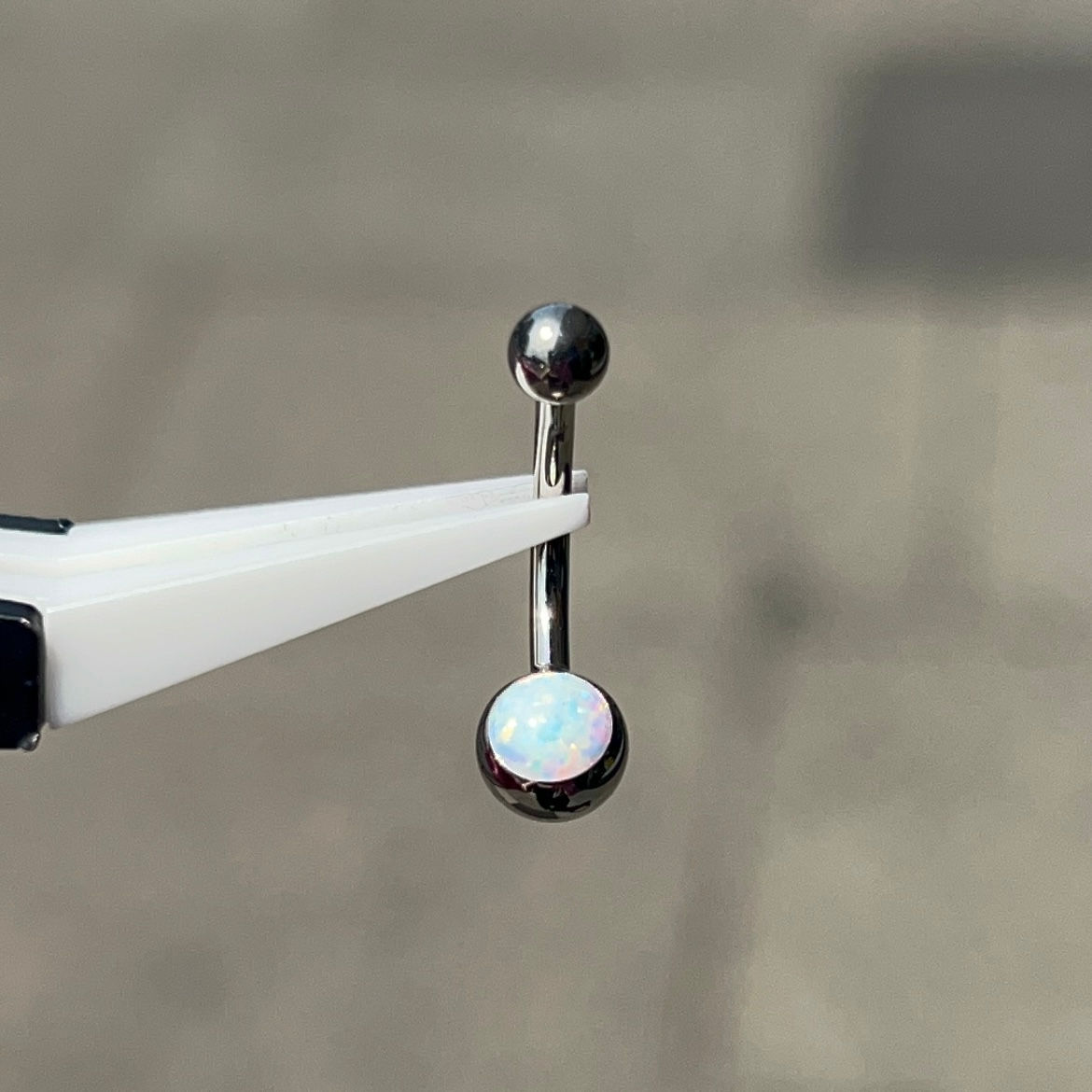 White Opal Navel Curve