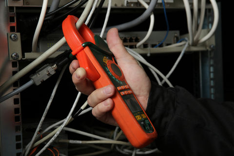 electrical-pannel-testing.jpg