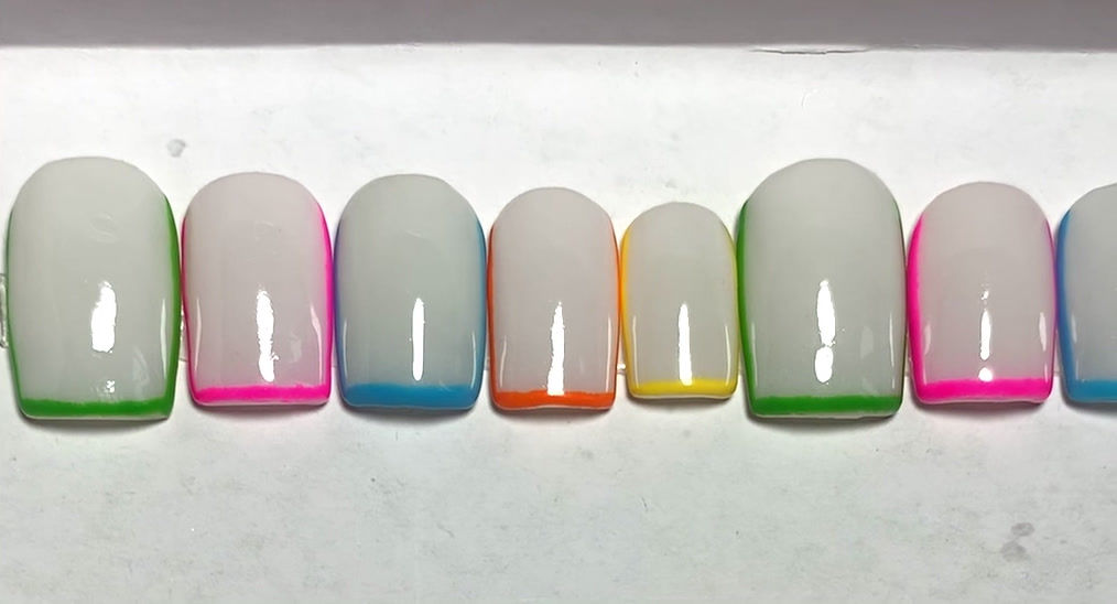 WHITE COLOR LINES
