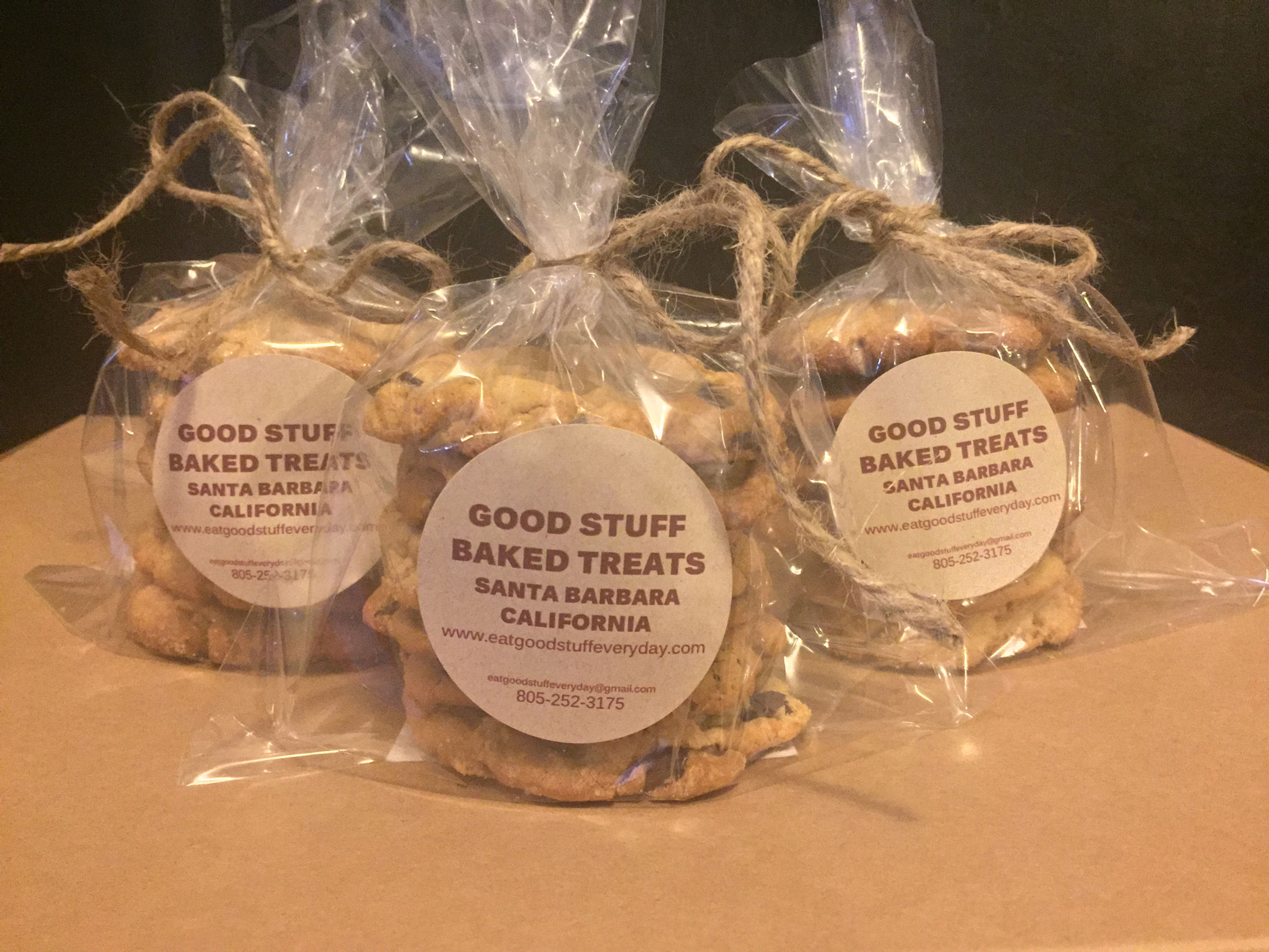 6 x Small Peanut Butter Cookies