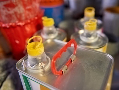 5 motivos para substituir querosene e thinner na limpeza pesada