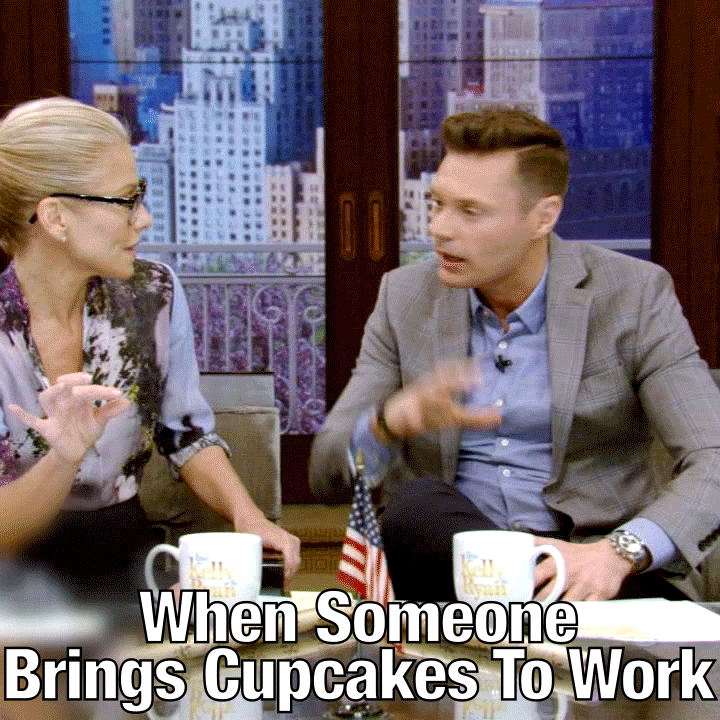 Cupcake_V4.gif