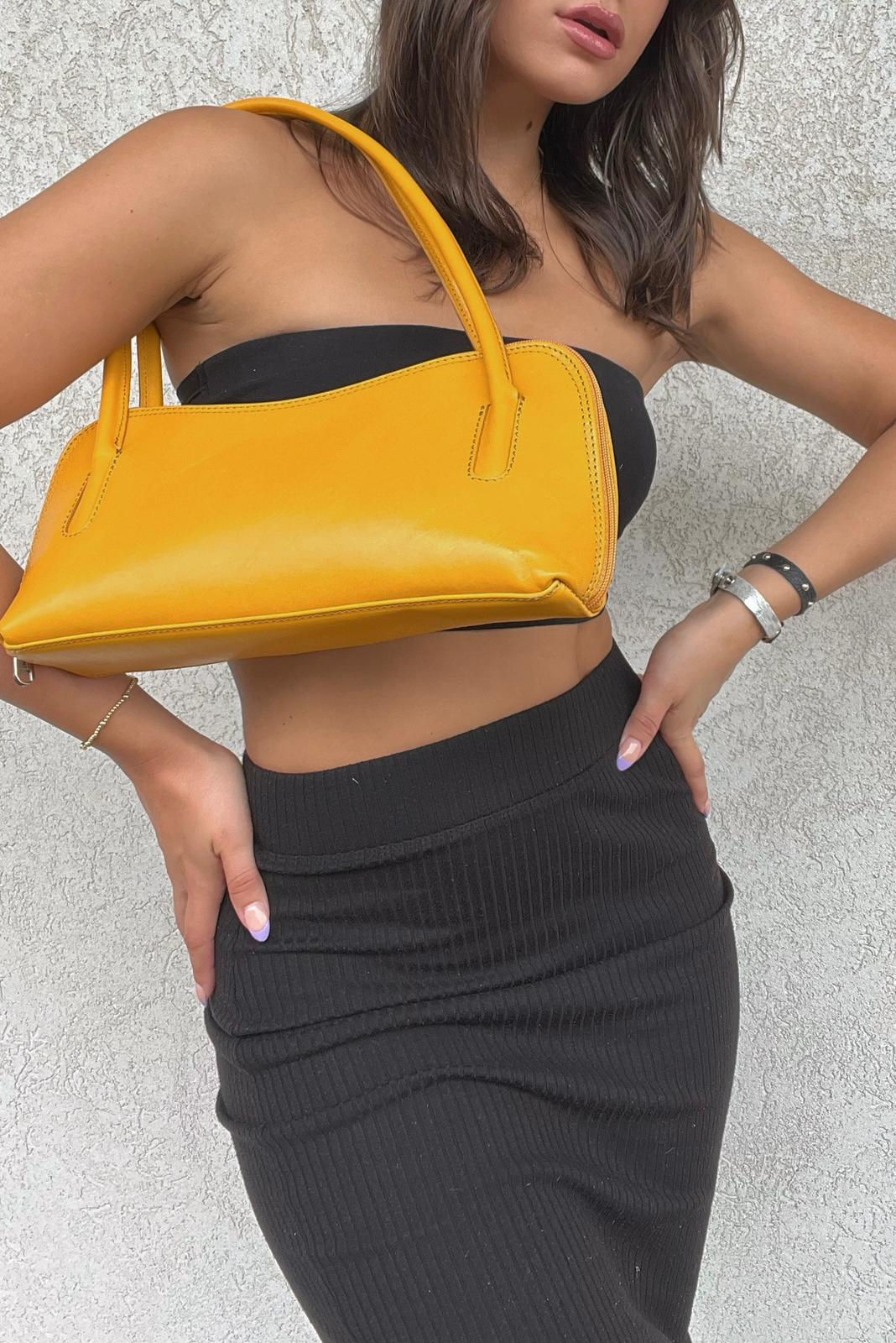 Caterina Medium Simple Handbag