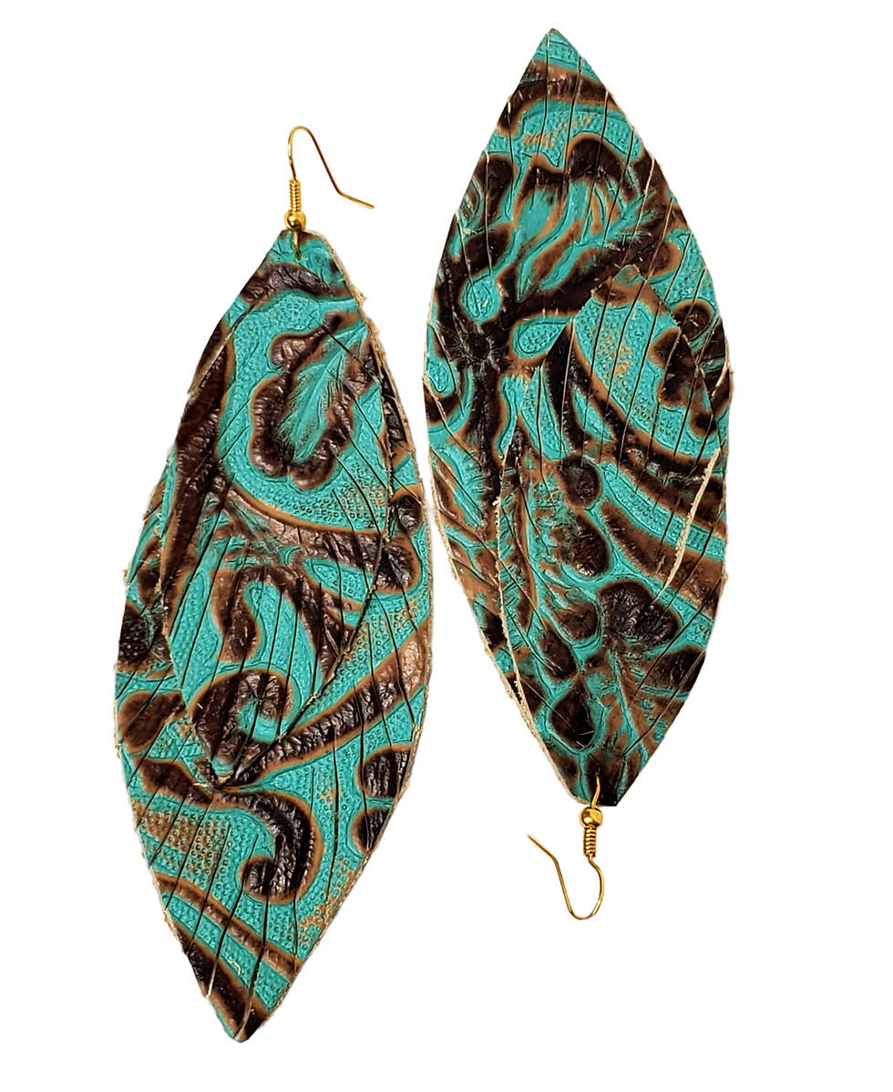 Thumbnail: Lilith Double Feather Earrings