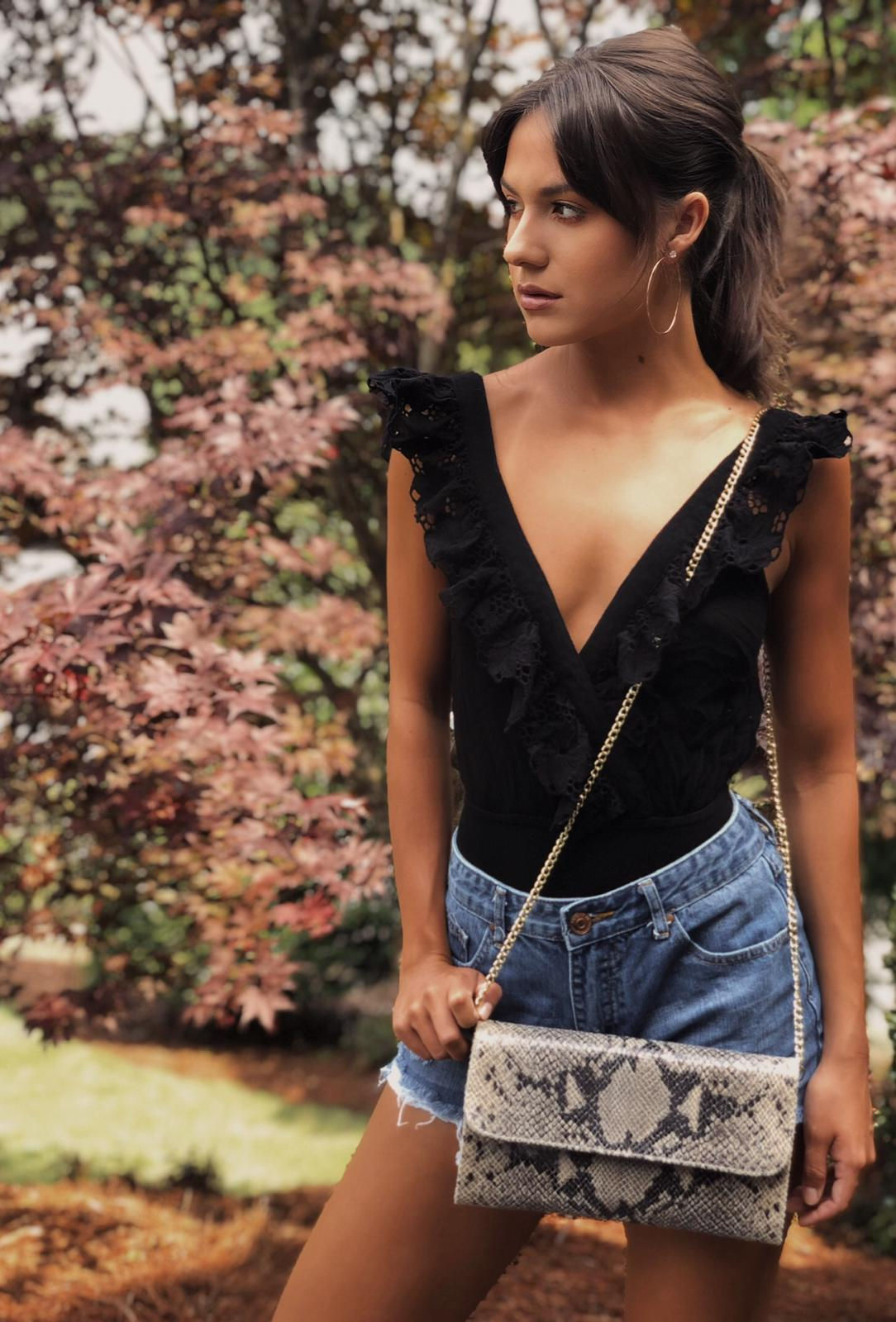 Gia Small Python Pochette