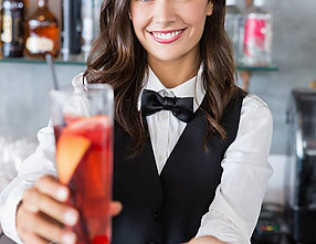 cocktail watress
