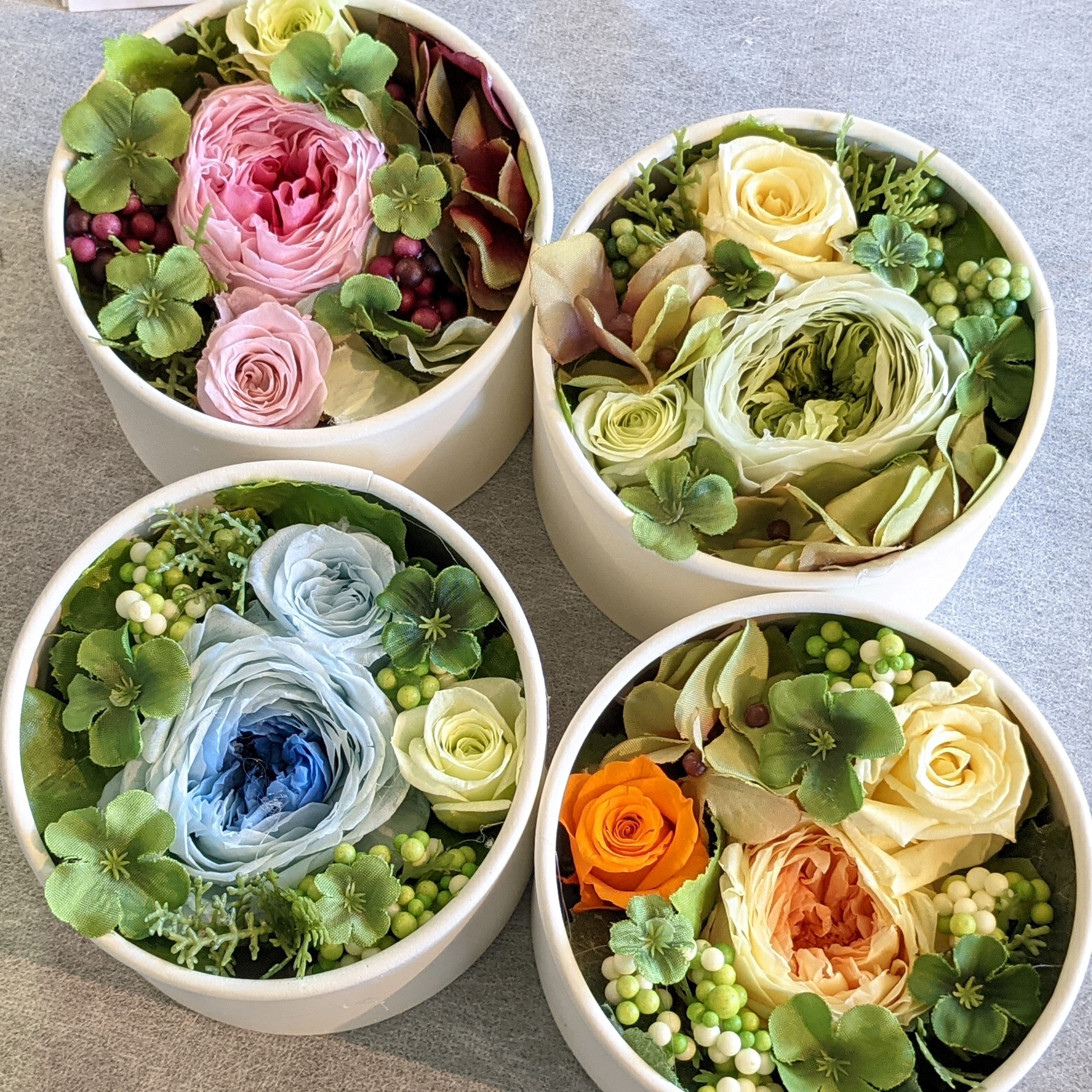 プリザーブドフラワー　ラウンドBOX　花てまり