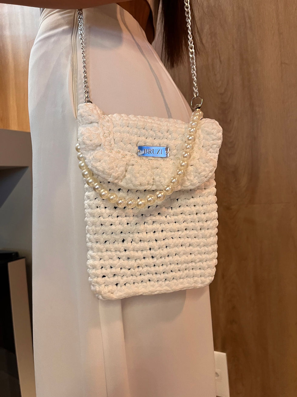 Miniatura: Bolsa e Case Aurora