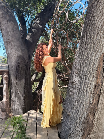 Hilary Roberts Finds Freedom in Walking Away on Powerful New Single “Cutting Ties”