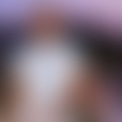 Chevoy Paints an Emotional Masterpiece with A Lover’s Portrait