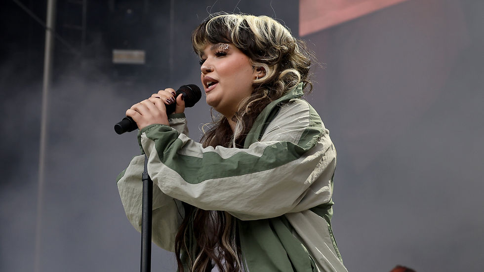 Lola Young Calls Time: The Rising Star Steps Back After Onstage Collapse