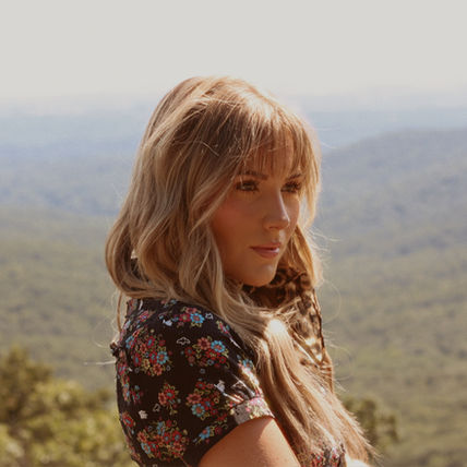 "In and Out of Love" Is Erin Kirby’s Most Honest Chapter Yet