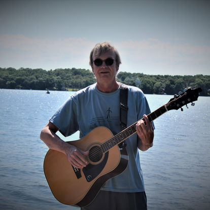 The Star Prairie Project’s “Hello Darling” Finally Gets the Spotlight—and It Involves Aliens and Bananas